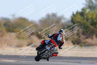 media/Dec-18-2022-SoCal Trackdays (Sun) [[8099a50955]]/Turn 7 Backside (1125am)/